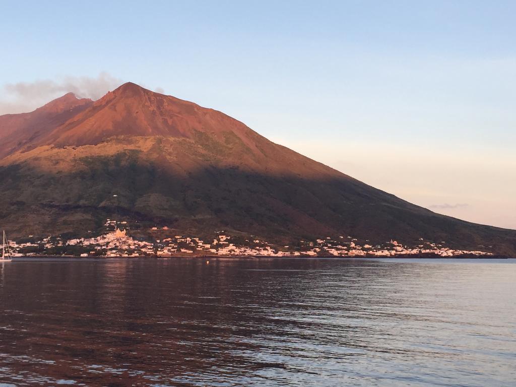 Schicciolina Vila Stromboli Exterior foto
